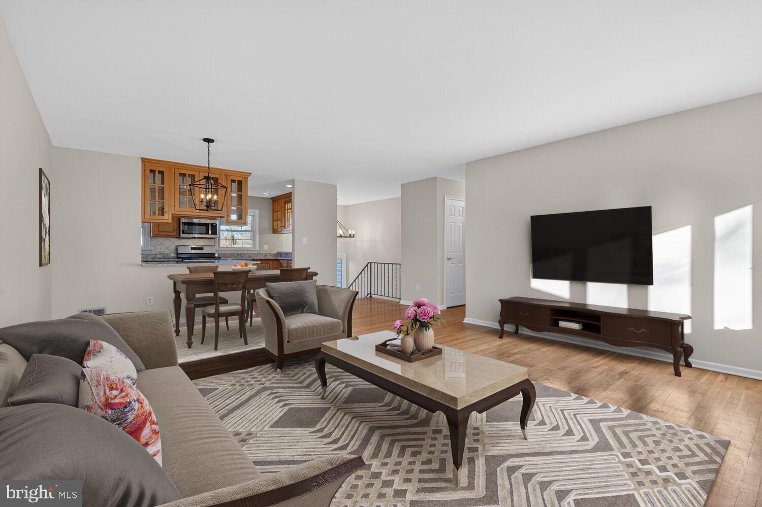 8323 Wagon Wheel Road Alexandria, VA 22309 - Photo 7 of 50 Living Room