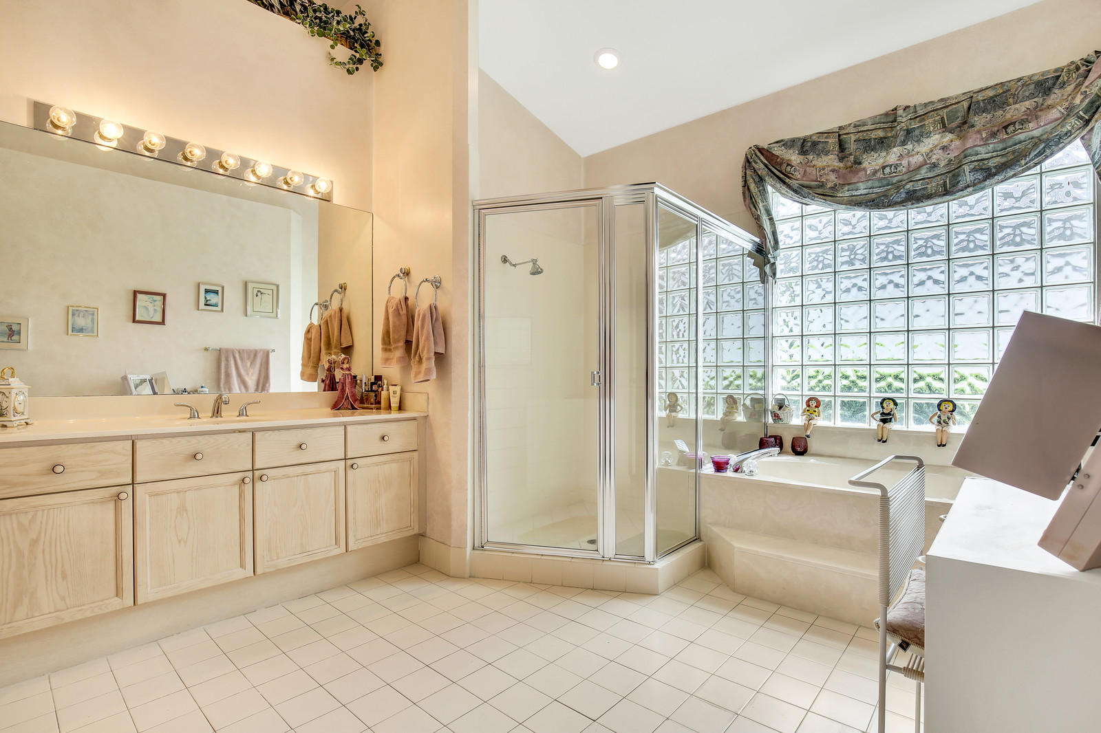 22904 La Corniche Way Boca Raton, FL 33433 - Photo 13 of 20 Master bathroom