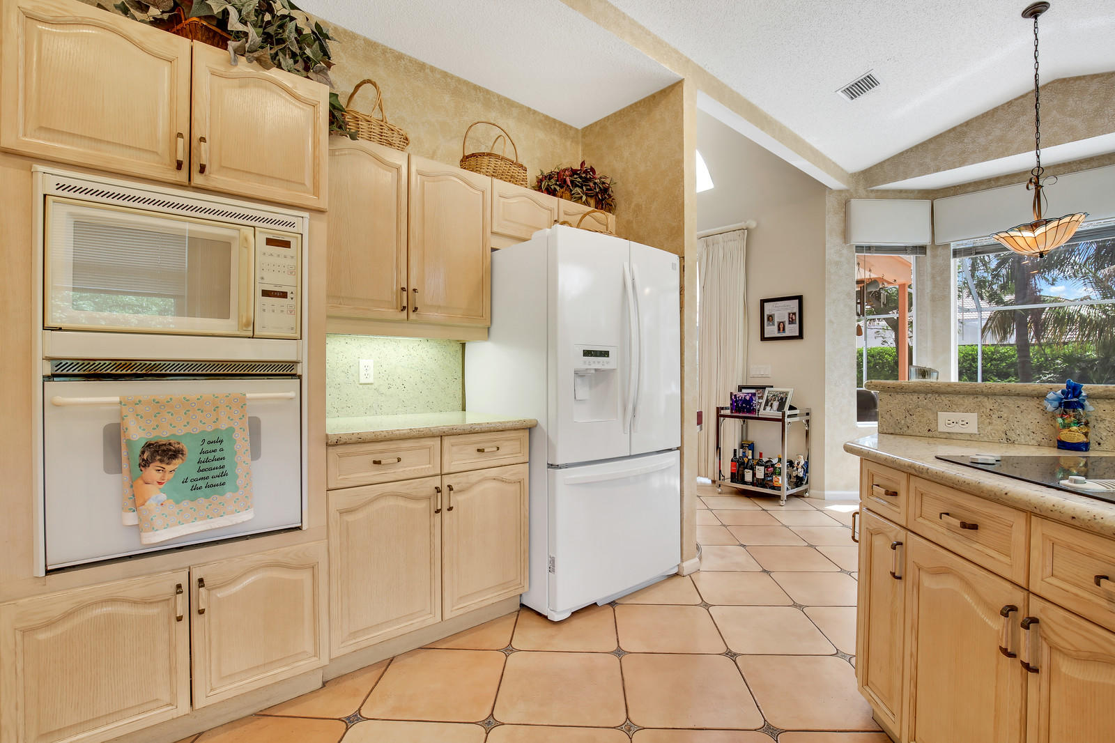 22904 La Corniche Way Boca Raton, FL 33433 - Photo 8 of 20 Kitchen