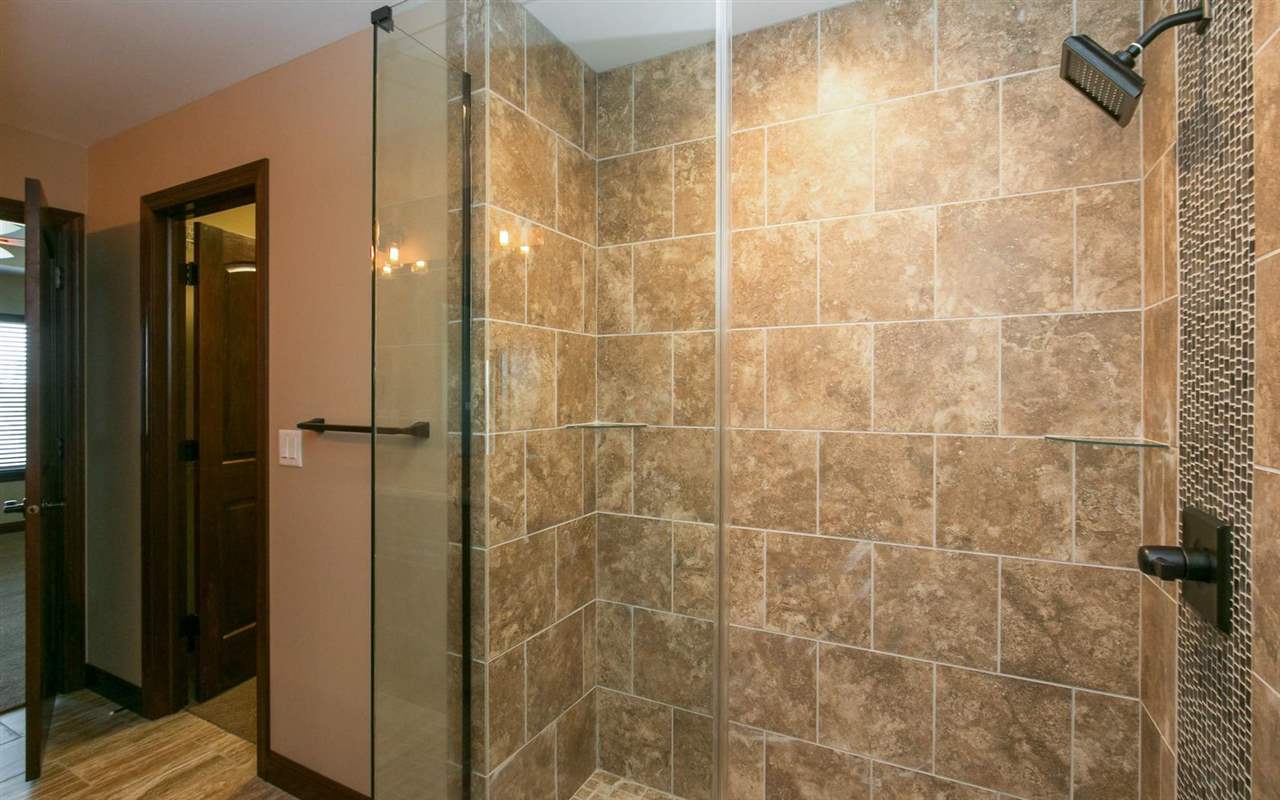 1102 Wood Lily Road Solon, IA 52333 - Photo 12 of 25 Gallery Image 12