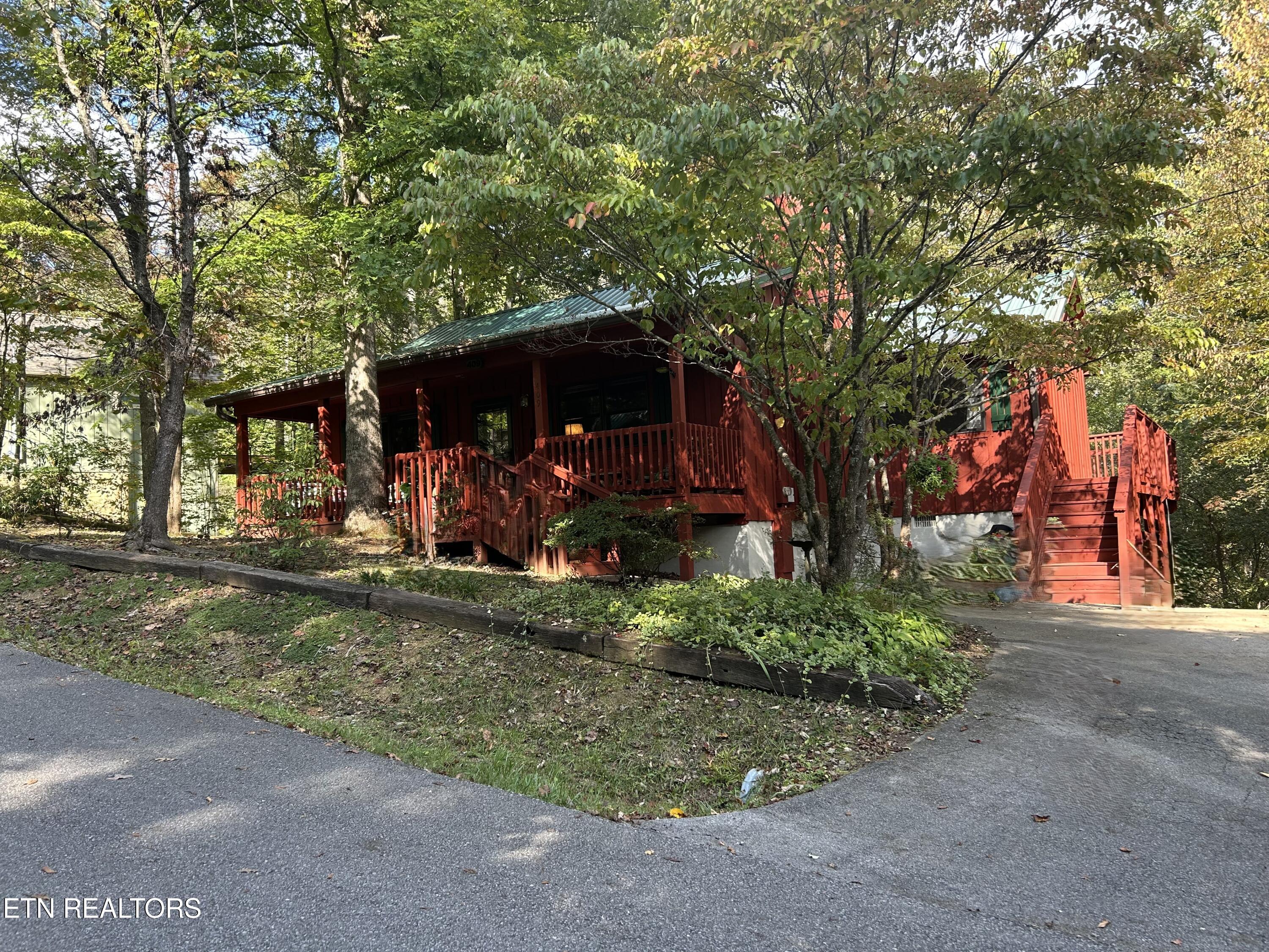 409 Laurel Trace Road Townsend, TN 37882 - Photo 2 of 27 IMG_3476