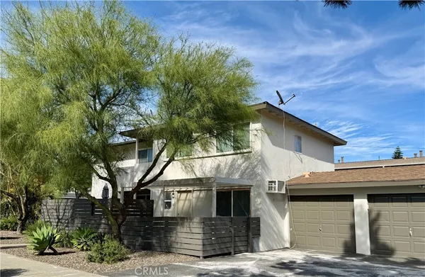 $1,950 | 212 East 8th Street, Unit B, Upland, CA 91786