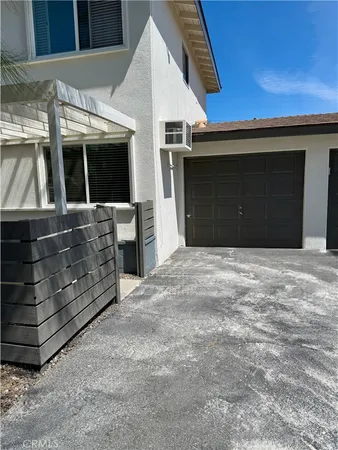 $1,950 | 212 East 8th Street, Unit B, Upland, CA 91786