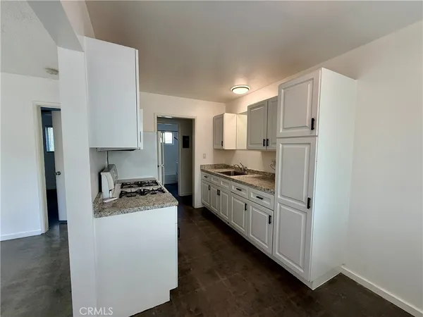 $1,950 | 212 East 8th Street, Unit B, Upland, CA 91786
