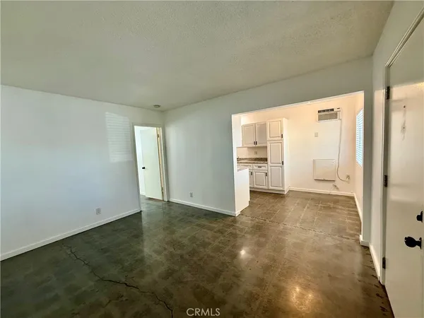 $1,950 | 212 East 8th Street, Unit B, Upland, CA 91786