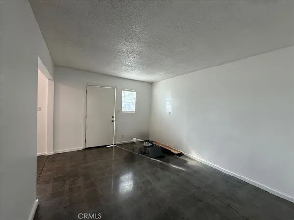 $1,950 | 212 East 8th Street, Unit B, Upland, CA 91786