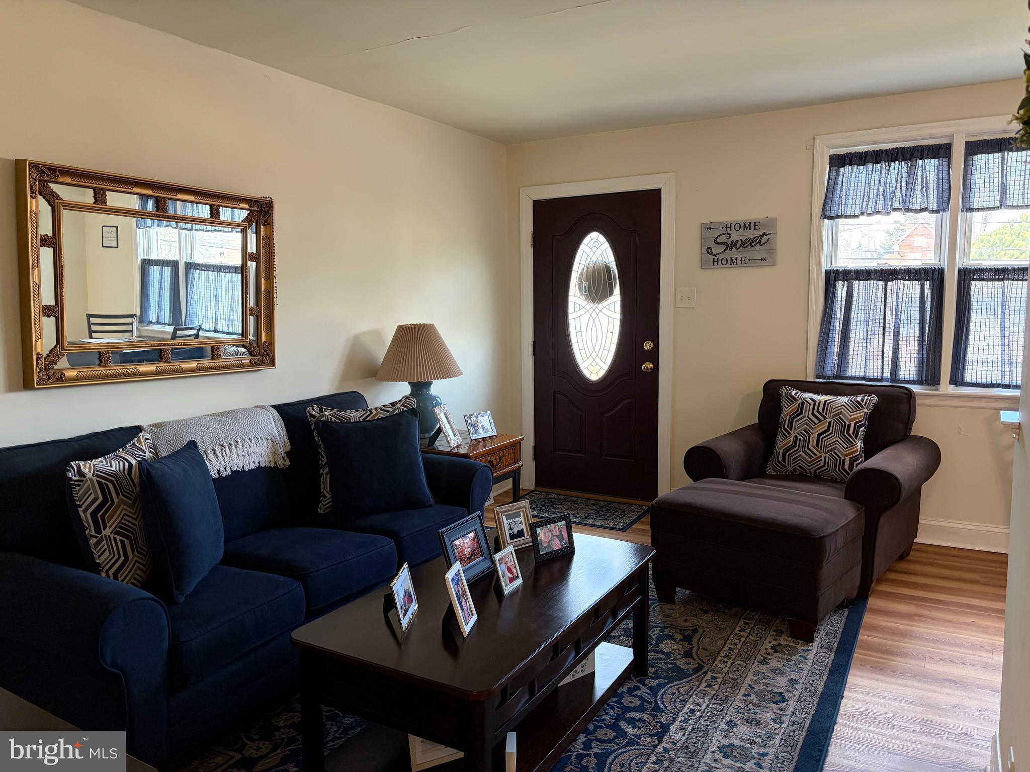 734 Primos Avenue Clifton Heights, PA 19018 - Photo 5 of 16 a living room with furniture and a window