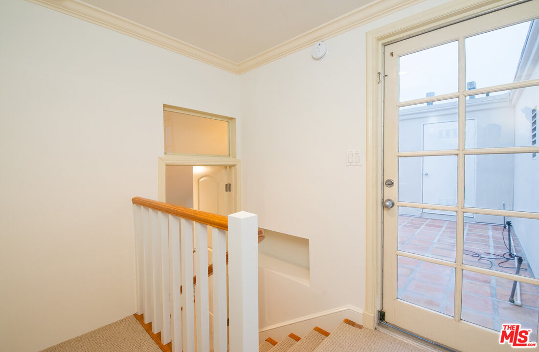 115 Roma Court Marina del Rey, CA 90292 - Photo 38 of 59 a view of a room that has a window in it