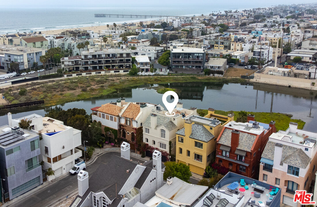 115 Roma Court Marina del Rey, CA 90292 - Photo 55 of 59