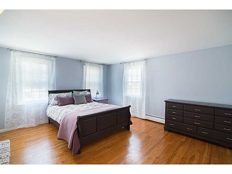 59 Lamson Road Barrington, RI 02806 - Photo 10 of 22 Master Bedroom.