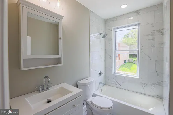$1,950 | 4415 Old York Road, Baltimore, MD 21212