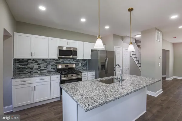 $1,950 | 4415 Old York Road, Baltimore, MD 21212