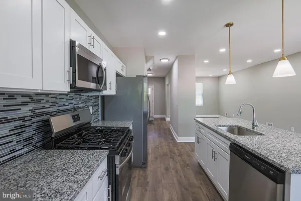 $1,950 | 4415 Old York Road, Baltimore, MD 21212