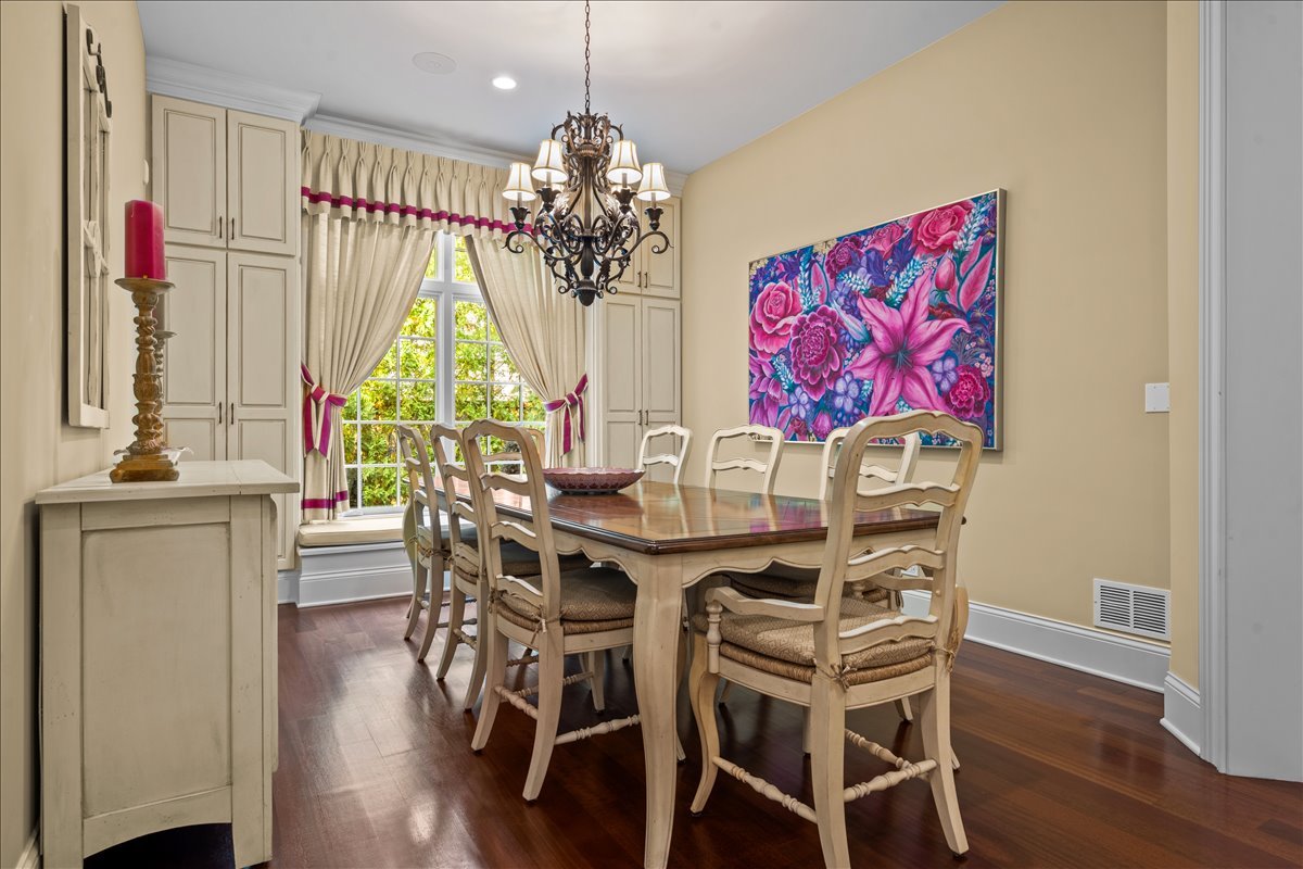 1098 Sheridan Road Highland Park, IL 60035 - Photo 18 of 54