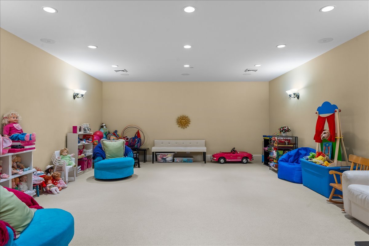 1098 Sheridan Road Highland Park, IL 60035 - Photo 41 of 54