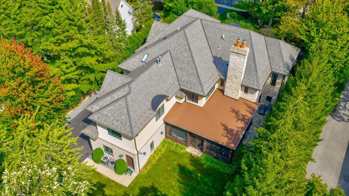 1098 Sheridan Road Highland Park, IL 60035 - Photo 49 of 54