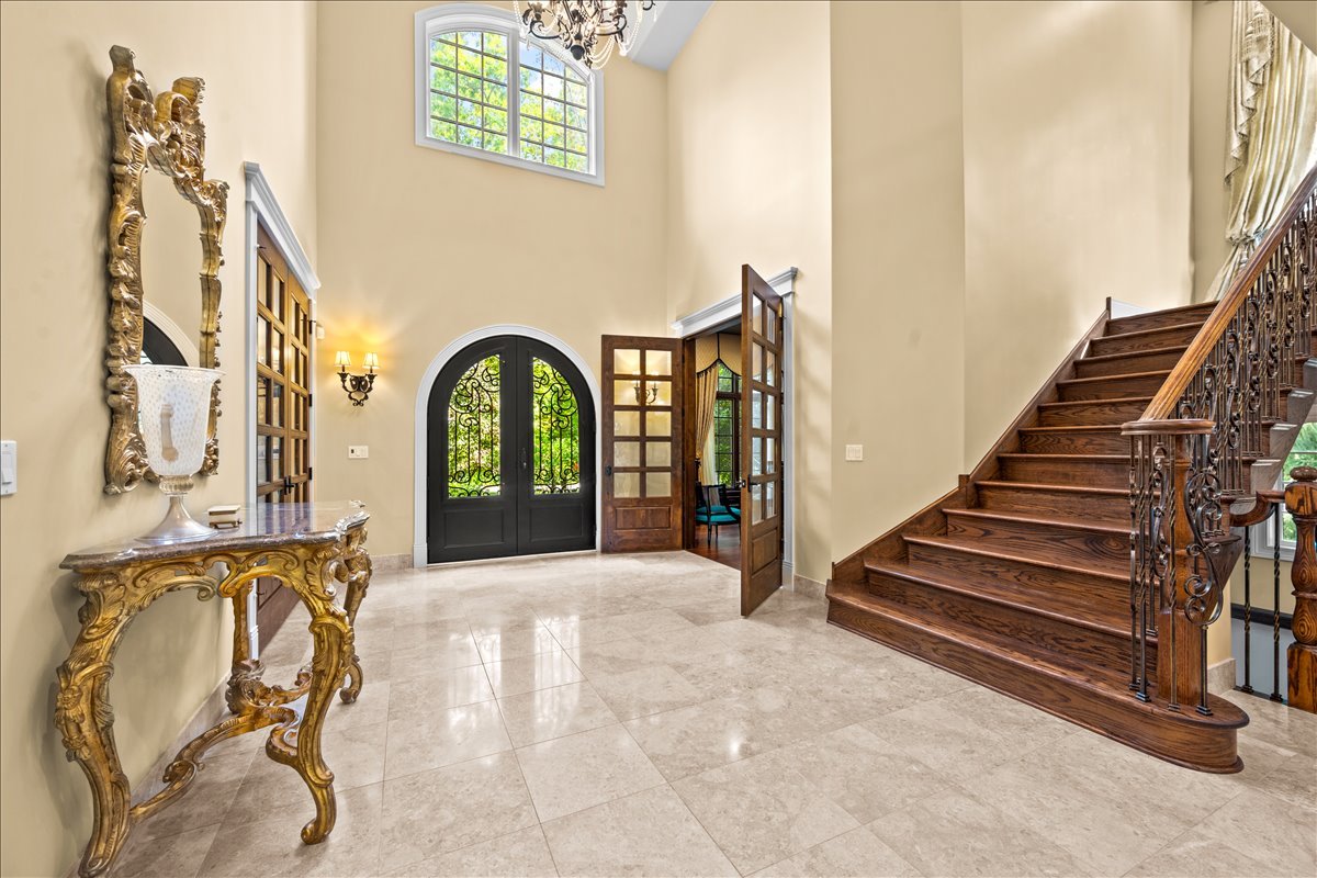 1098 Sheridan Road Highland Park, IL 60035 - Photo 5 of 54