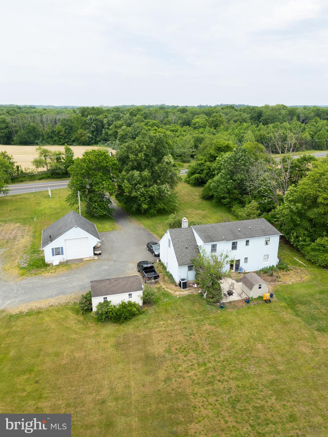 911 Monmouth Road New Egypt, NJ 08533 - Photo 10 of 14