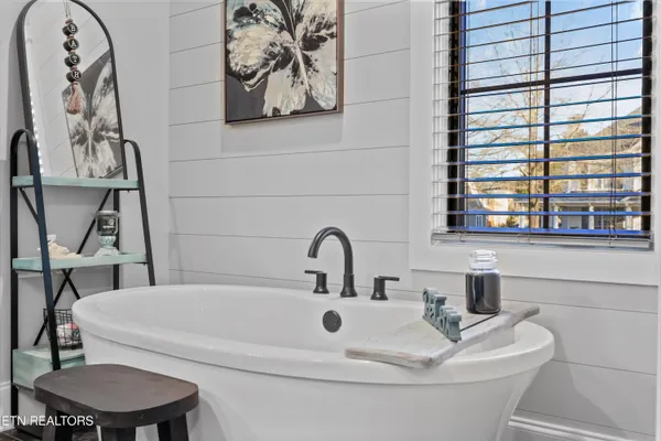 $1,169,000 | 11526 Cottage Creek Lane, Knoxville, TN 37934