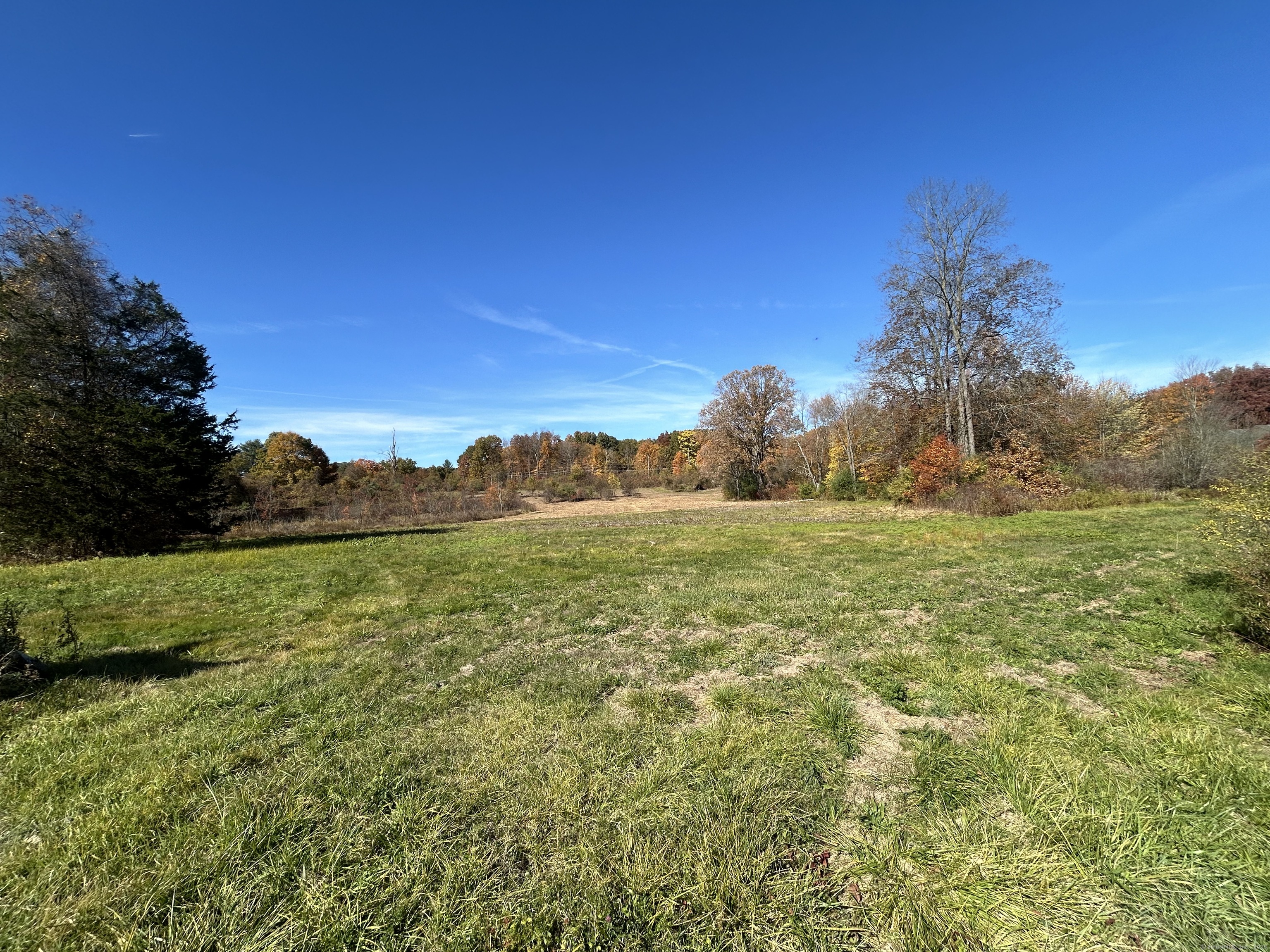 21 Newgate Road East Granby, CT 06026 - Photo 5 of 25 a view of a field with an ocean