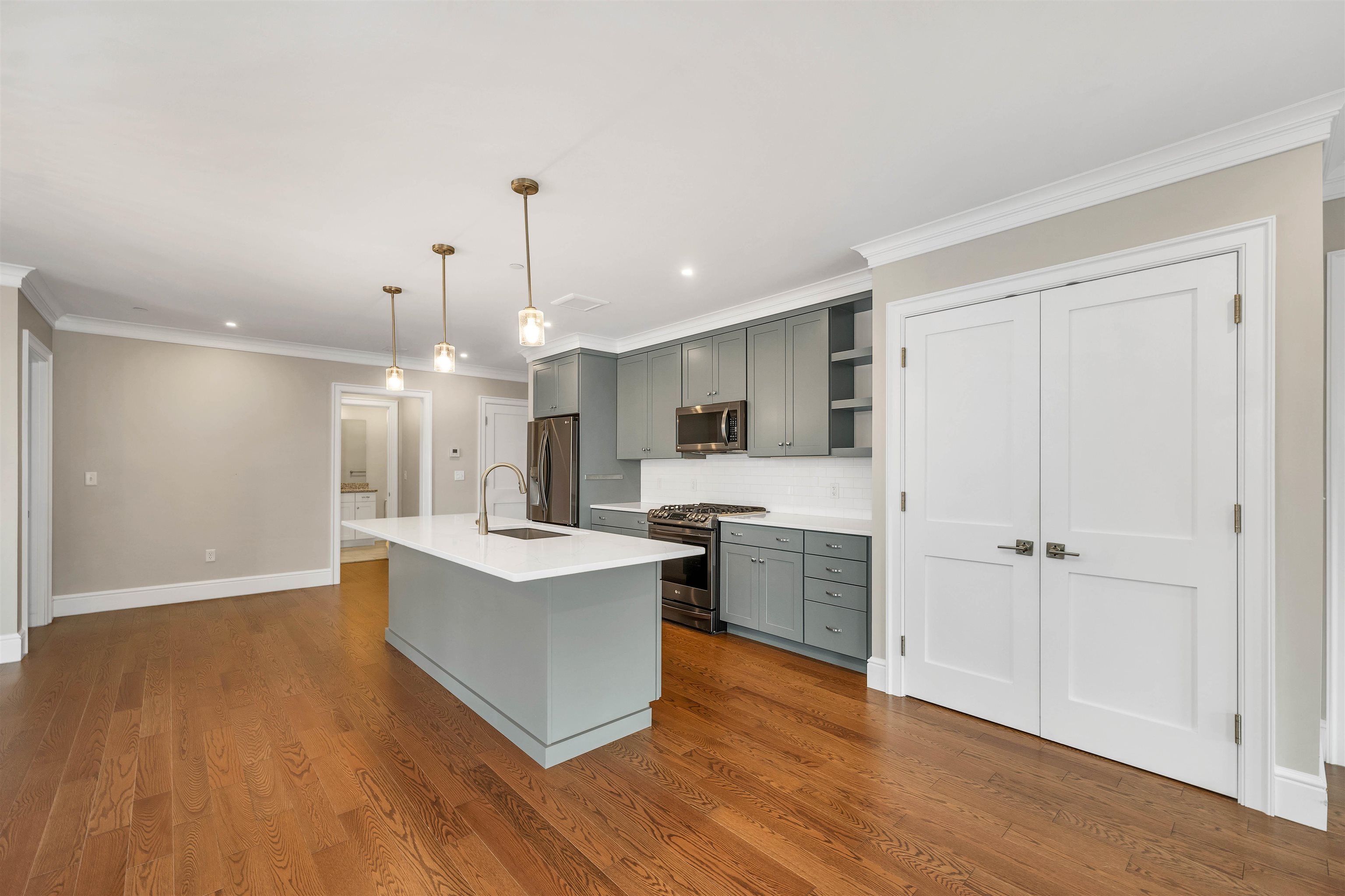 7 Willey Creek Road, Unit 208 Exeter, NH 03833 - Photo 4 of 33 Gallery Image 4