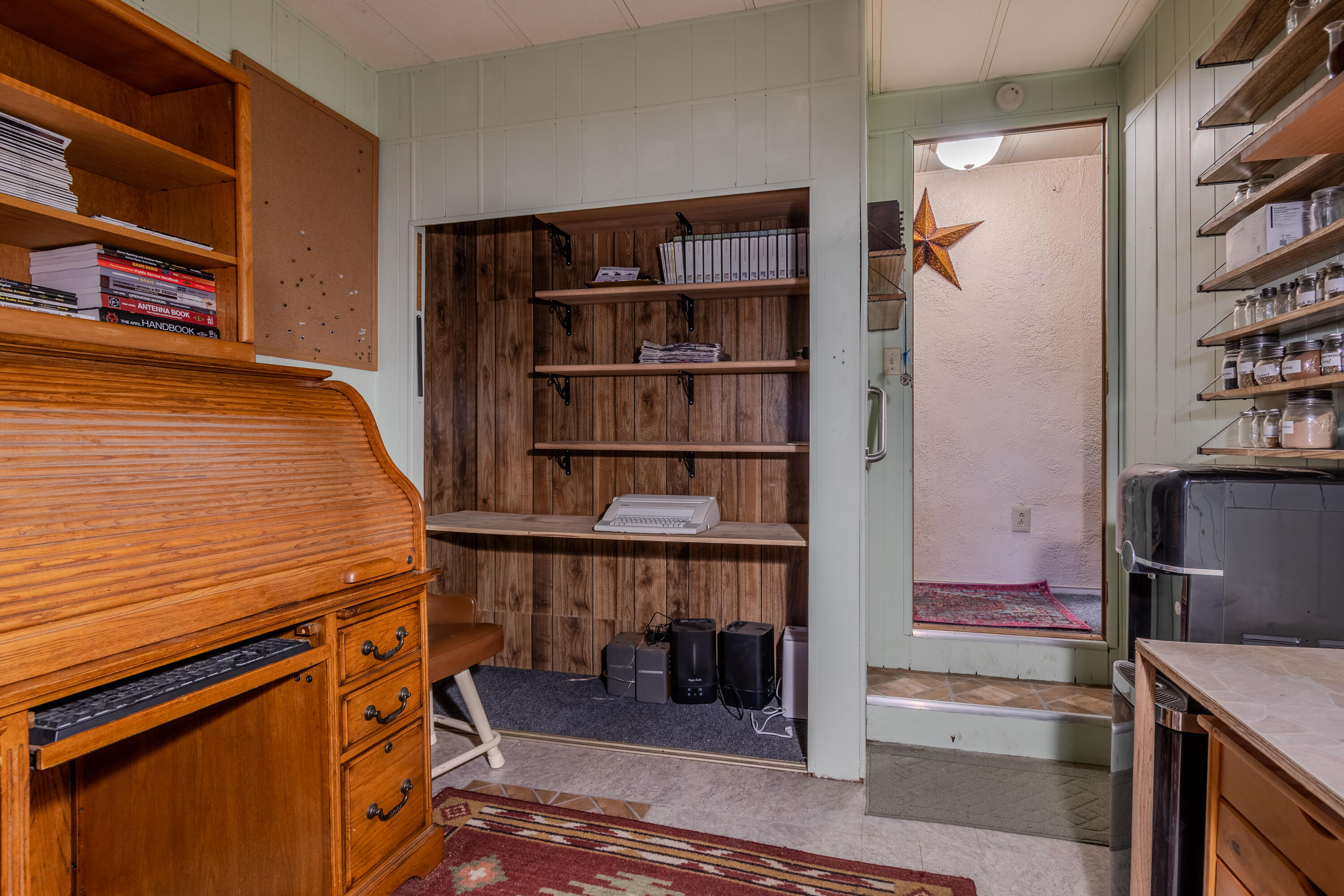 2252 Table Rock Road, Unit SPC 228 Medford, OR 97501 - Photo 16 of 18