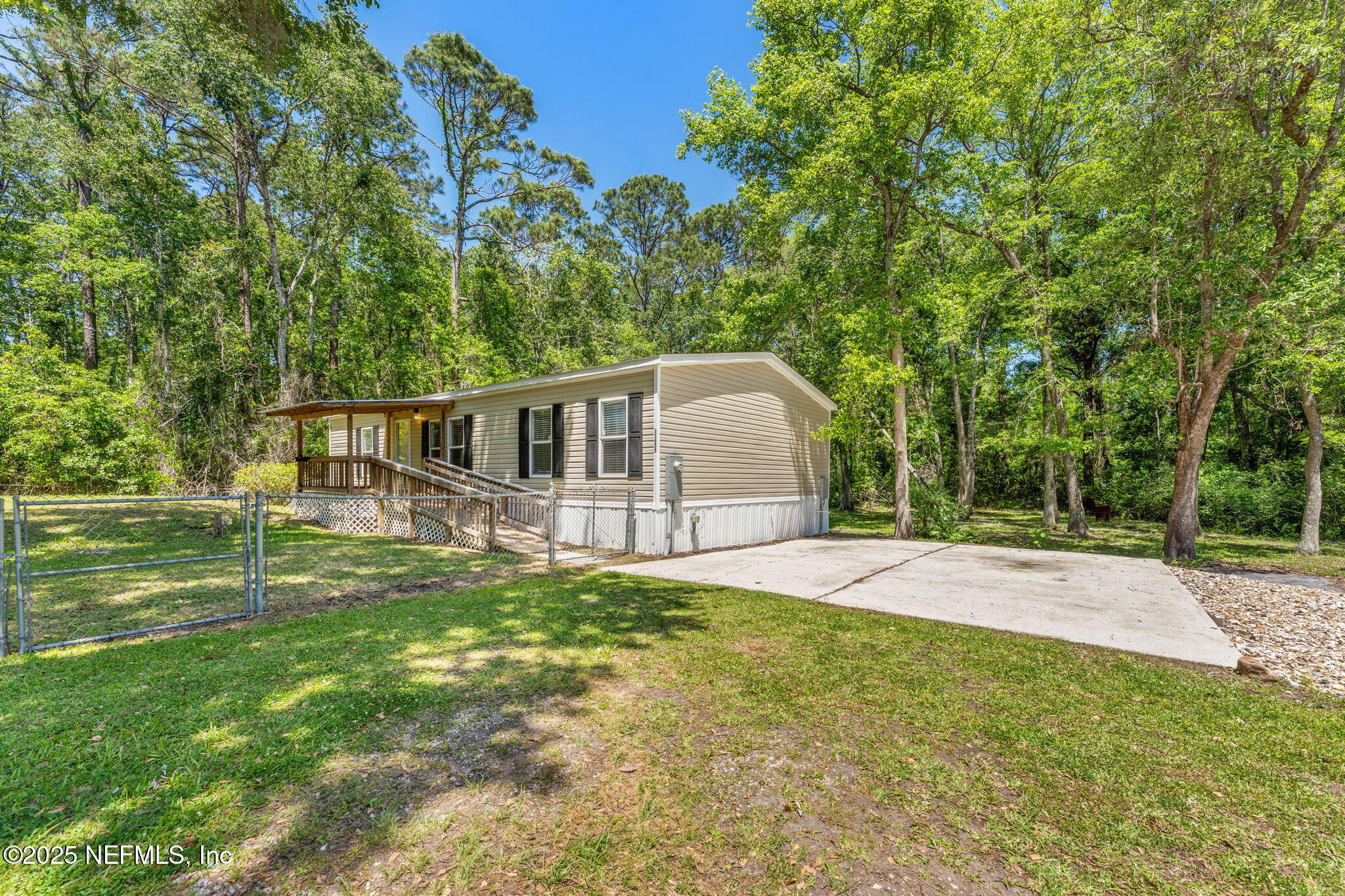 11655 Ramallah Road Jacksonville, FL 32219 - Photo 3 of 19 Front Of Home
