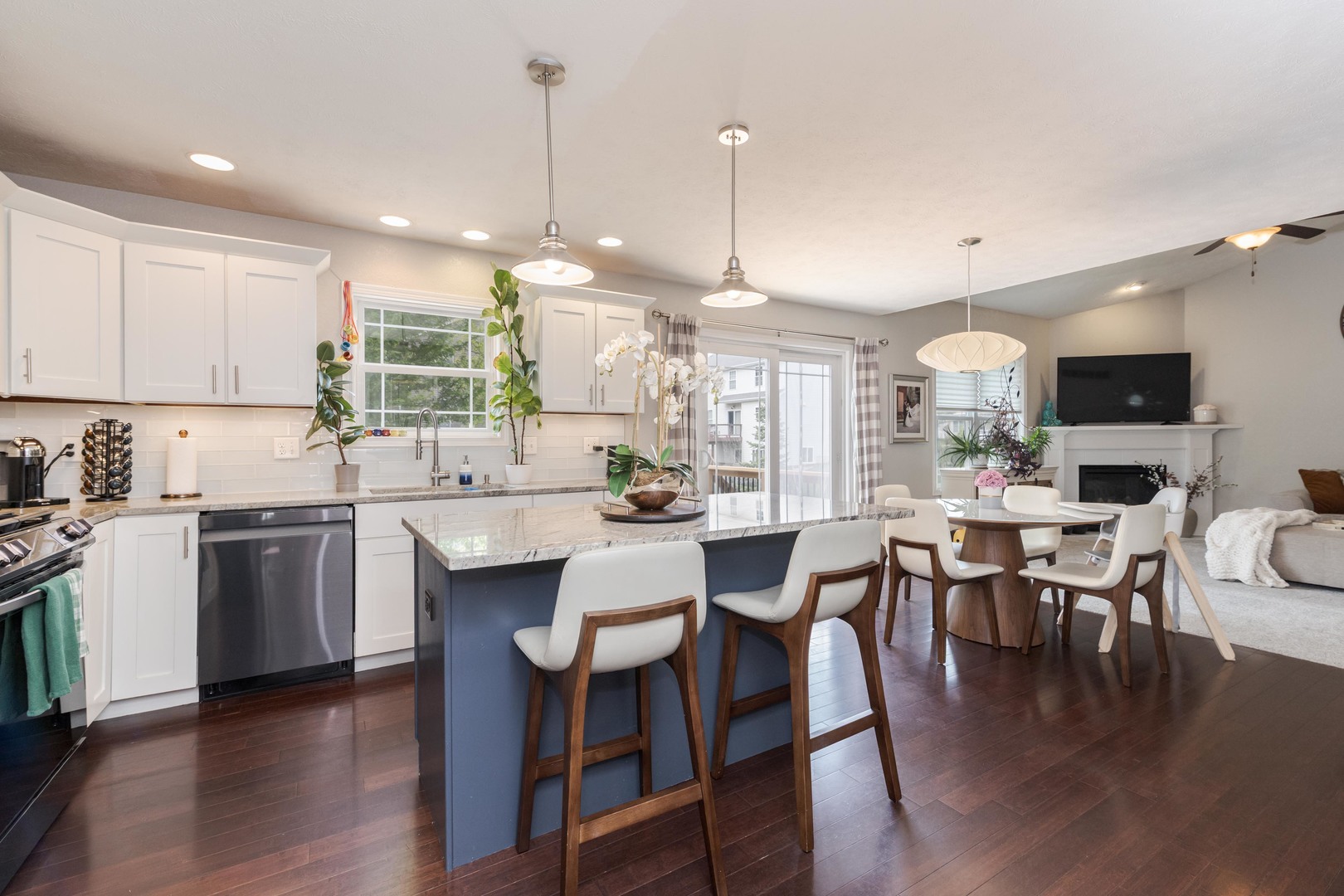 1503 Rathmore Road Bloomington, IL 61705 - Photo 8 of 61 Gallery Image 8