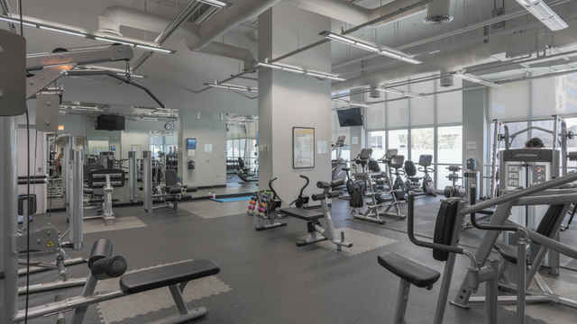 655 West Irving Park Road, Unit 3813 Chicago, IL 60613 - Photo 14 of 19