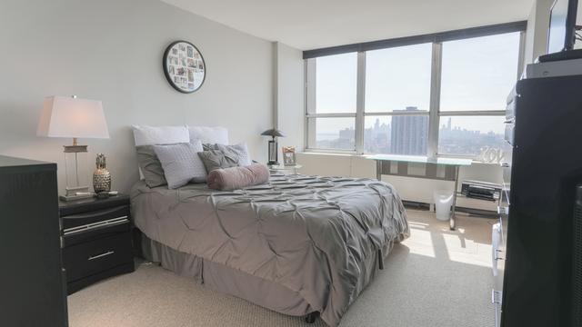 655 West Irving Park Road, Unit 3813 Chicago, IL 60613 - Photo 7 of 19