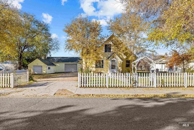 $489,900 | 77 North Yale Street, Nampa, ID 83651