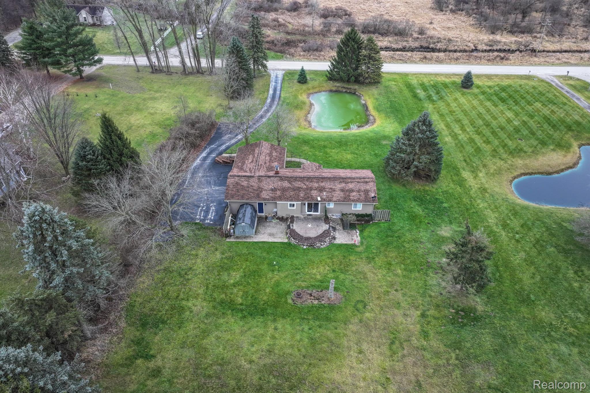 4920 Milett Road Fowlerville, MI 48836 - Photo 19 of 47 Gallery Image 19