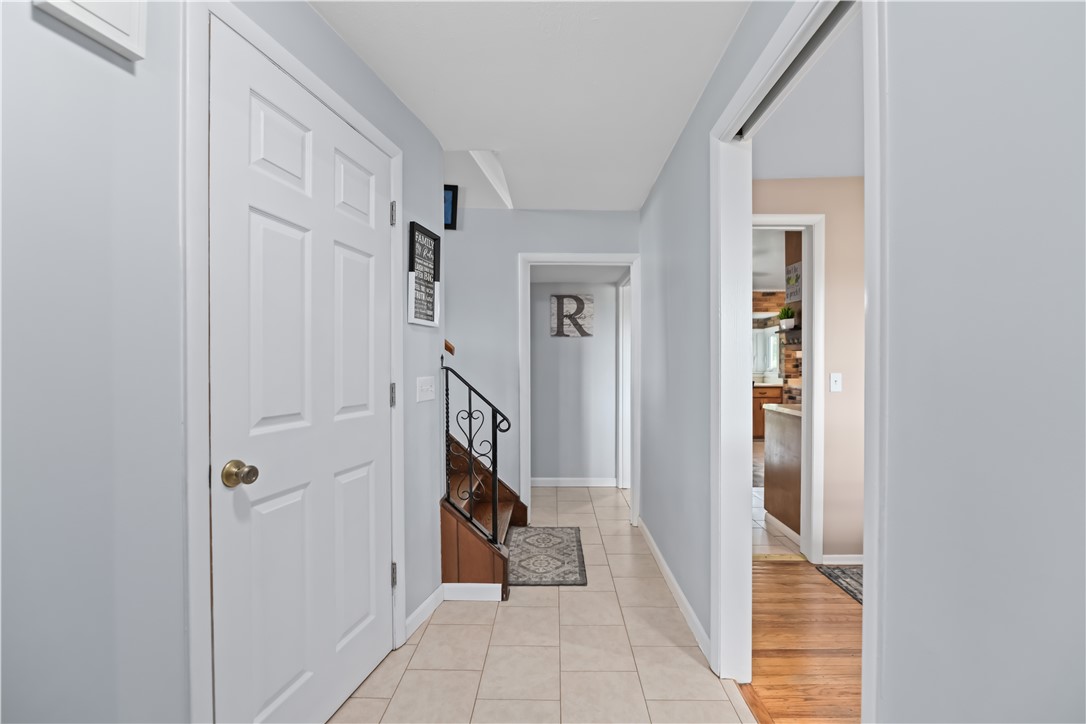 706 Paul Road Chili, NY 14624 - Photo 4 of 40