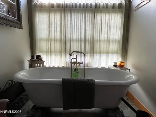 $448,000 | 15 Wine Glass Way, Kingston, NV 89310