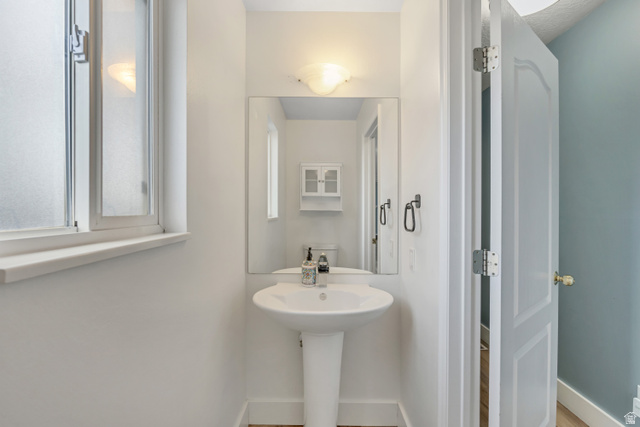1083 North 700 East Springville, UT 84663 - Photo 13 of 54 Main floor half bath