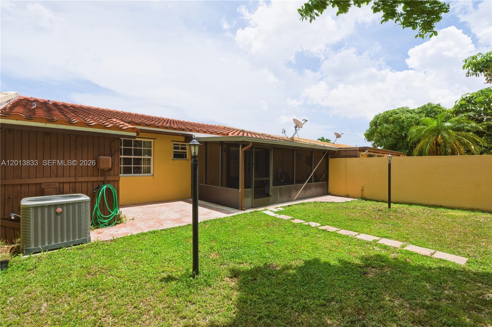 8614 Southwest 147th Place Miami, FL 33193 - Photo 19 of 27