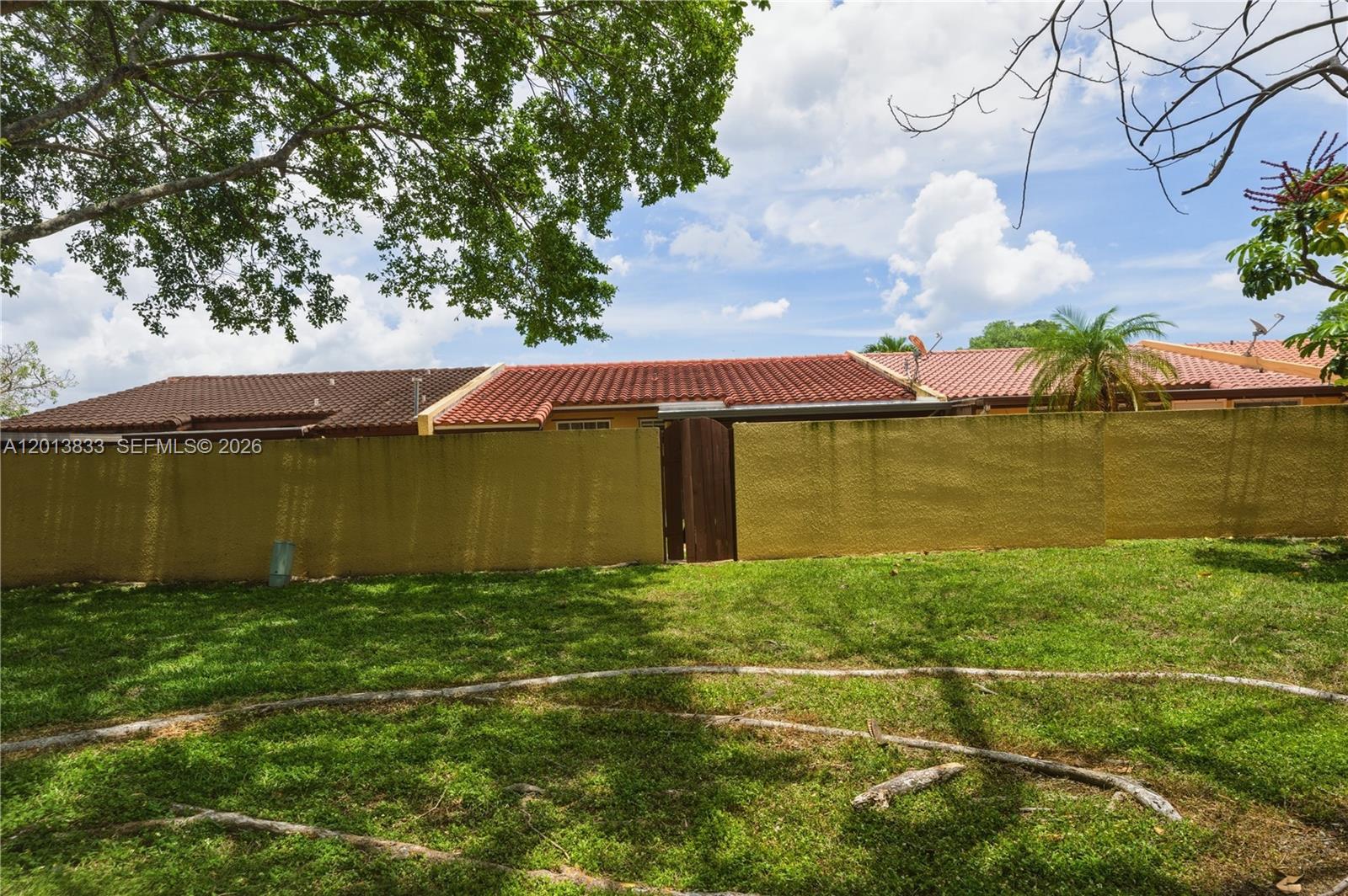 8614 Southwest 147th Place Miami, FL 33193 - Photo 21 of 27