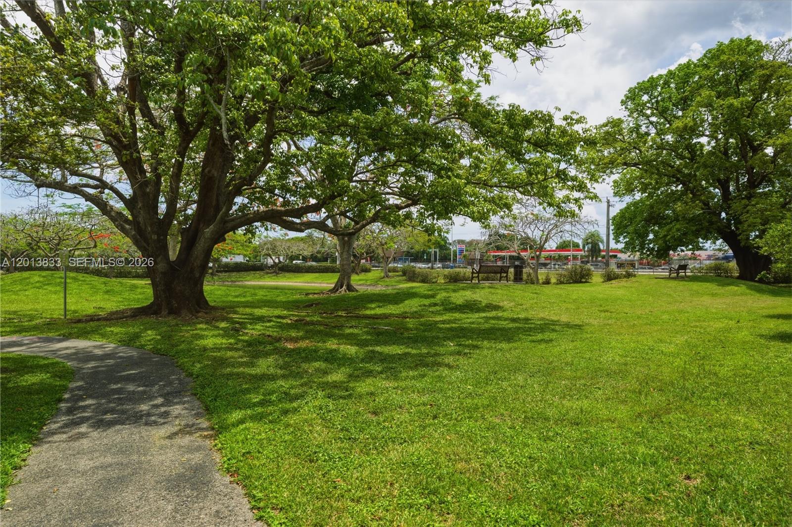 8614 Southwest 147th Place Miami, FL 33193 - Photo 23 of 27