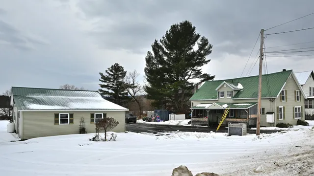$175,000 | 352 East Main Street, Troy, VT 05859