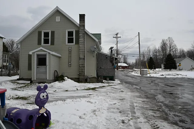 $175,000 | 352 East Main Street, Troy, VT 05859