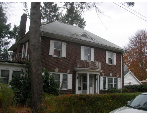 12 Blakely Road Medford, MA 02155 - Photo 2 of 2 Gallery Image 2
