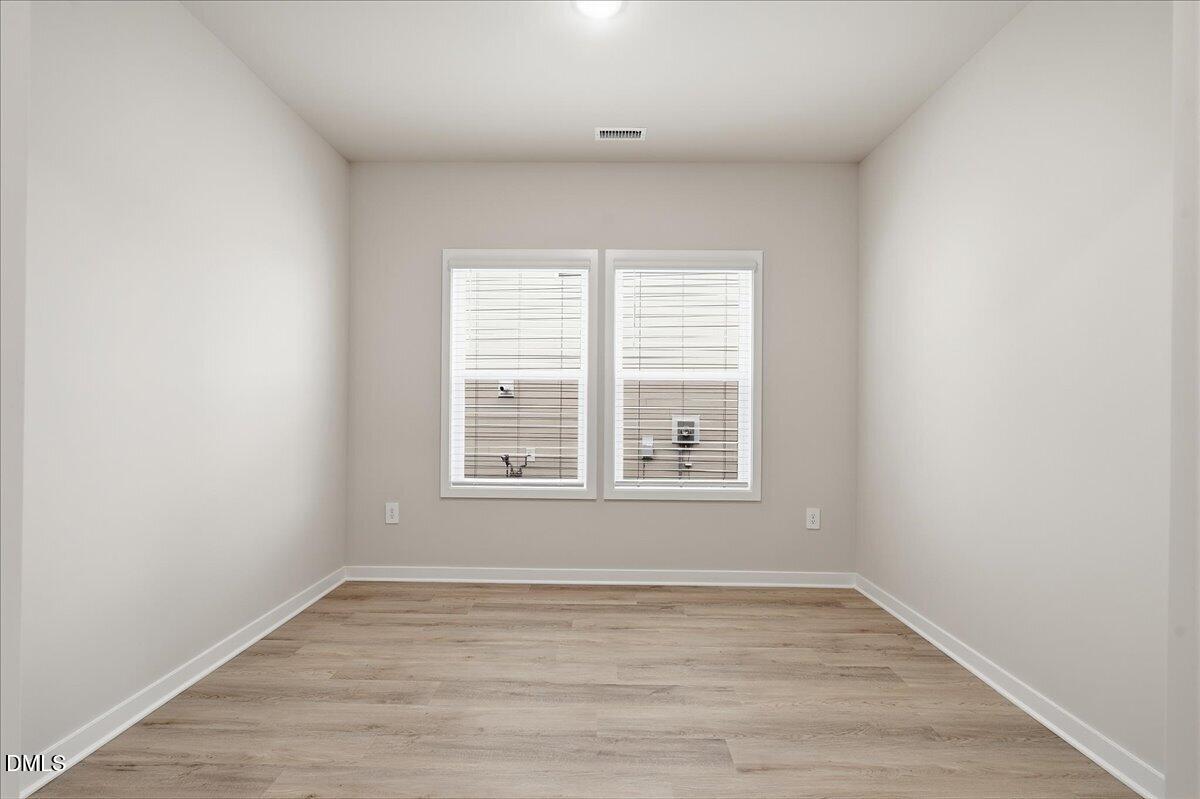 2127 Topsail Road Durham, NC 27703 - Photo 9 of 45 07-DSC00034