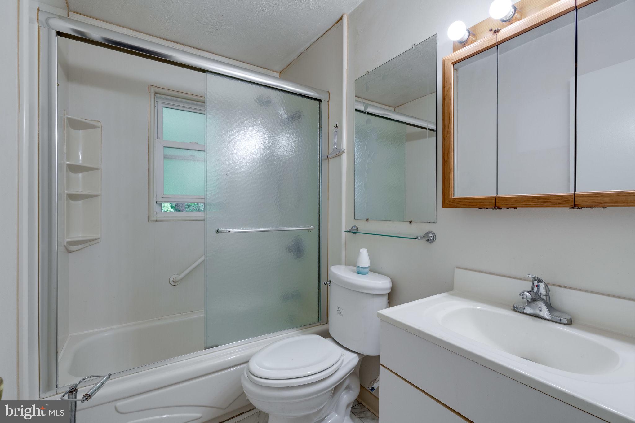 4124 Granby Road Woodbridge, VA 22193 - Photo 22 of 49 Gallery Image 22