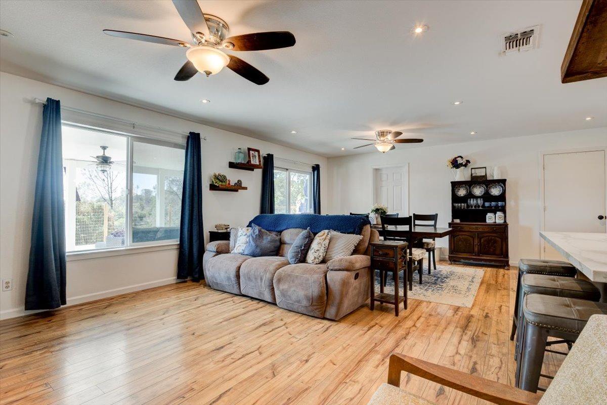 32766 Meadow Ridge Road Coarsegold, CA 93614 - Photo 13 of 52 Gallery Image 13