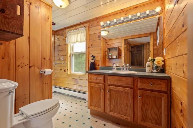 $525,900 | 193-261 Camp Waya Awi Road, Dallas Plt, ME 04970