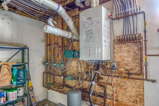 $525,900 | 193-261 Camp Waya Awi Road, Dallas Plt, ME 04970