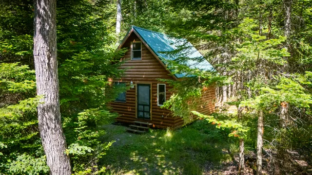 $525,900 | 193-261 Camp Waya Awi Road, Dallas Plt, ME 04970