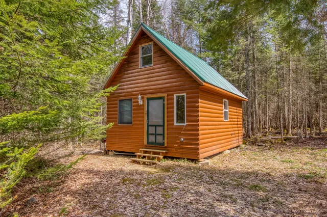 $525,900 | 193-261 Camp Waya Awi Road, Dallas Plt, ME 04970