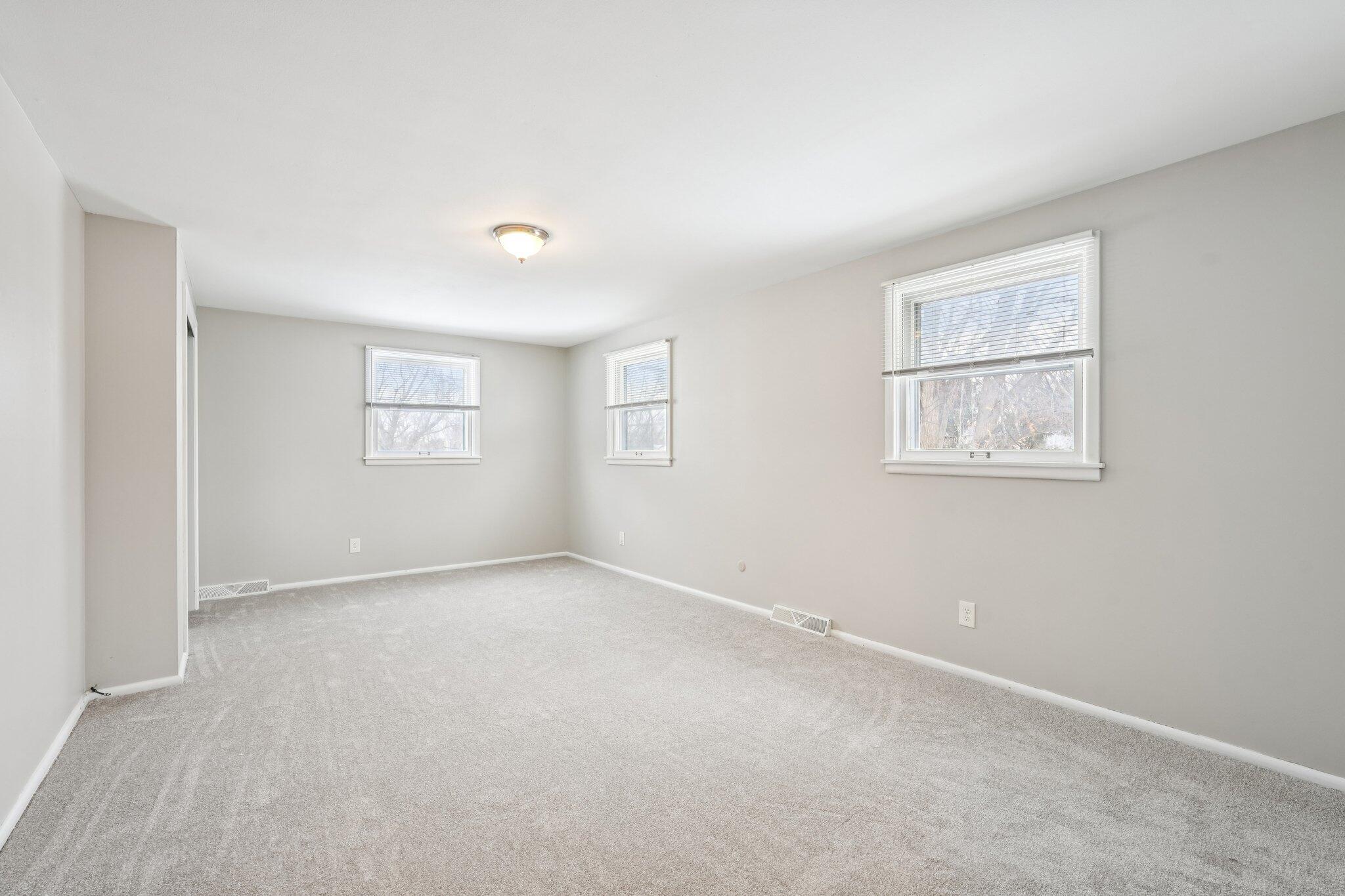 9630 West Rio Street Milwaukee, WI 53225 - Photo 16 of 24 22-web-or-mls-W Rio St-S3012-022