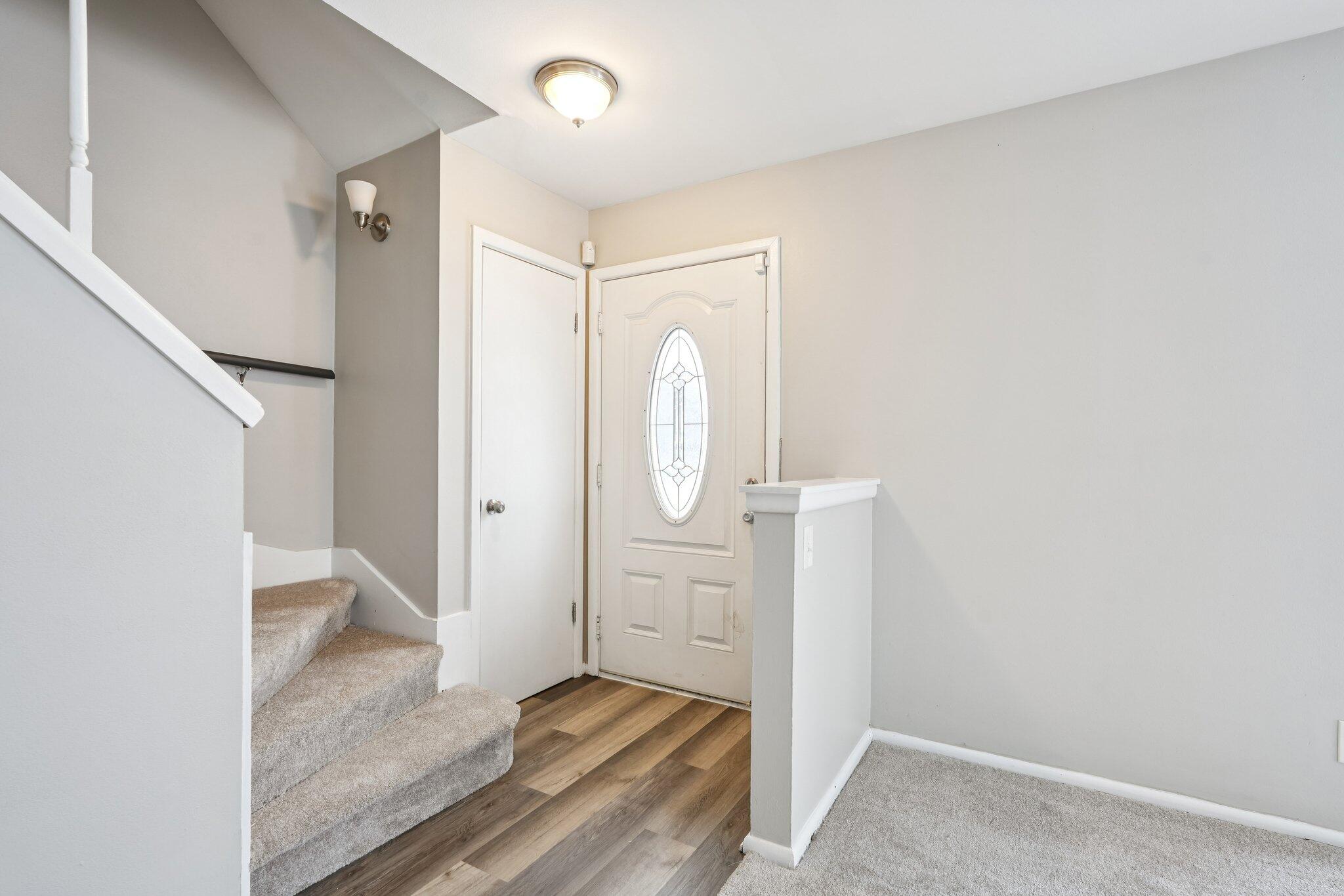 9630 West Rio Street Milwaukee, WI 53225 - Photo 2 of 24 6-web-or-mls-W Rio St-S3012-006